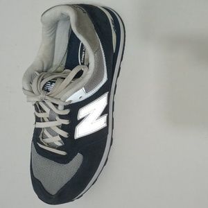 New Balance 574 Classic Sneakers - Size 6